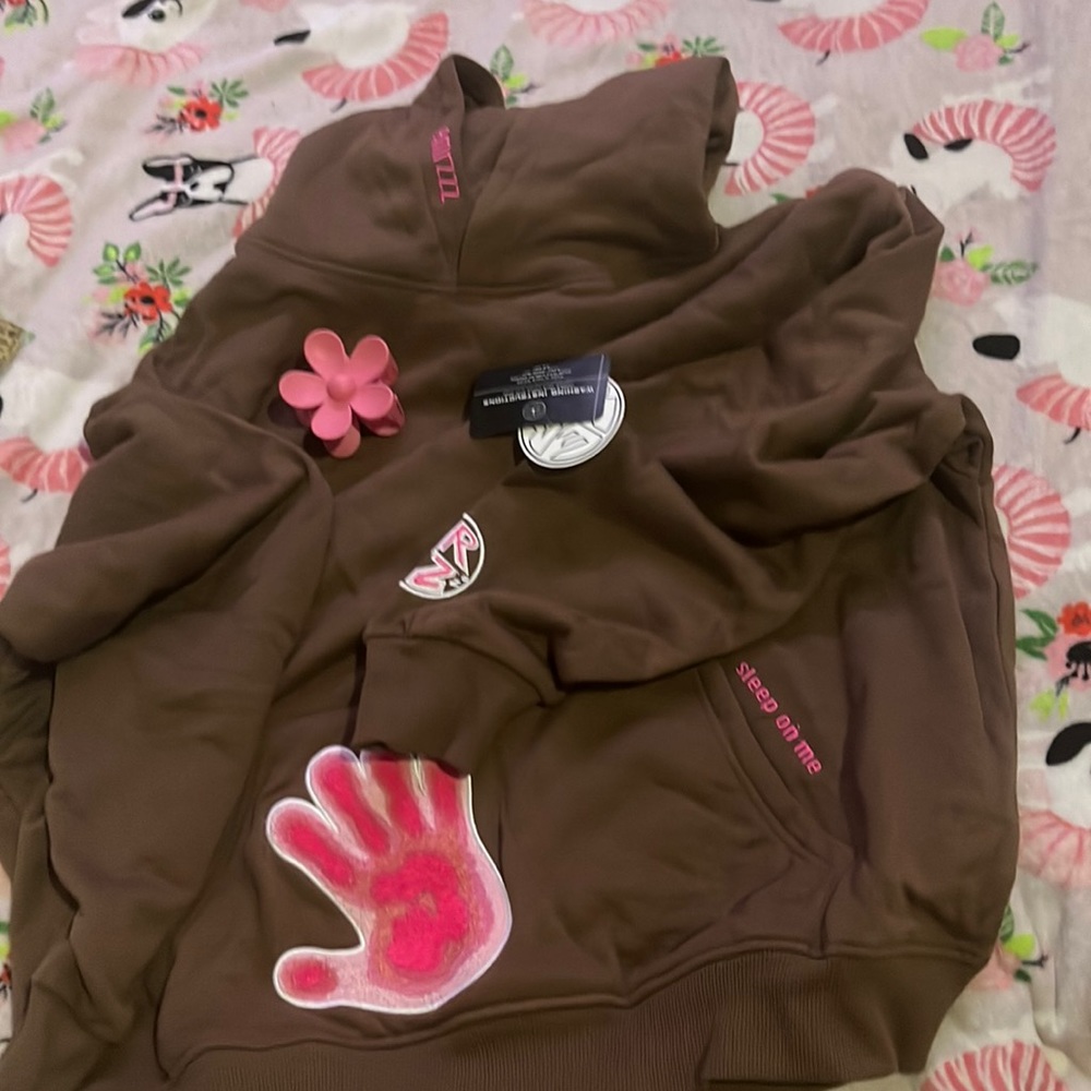 EMRZZZ  Brown thermal hand print hoodie